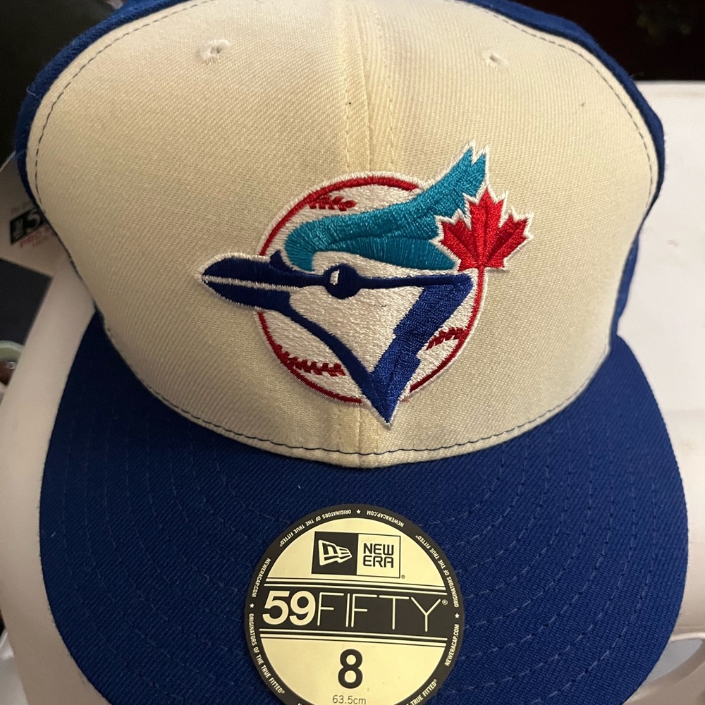 Toronto Blue Jays 59Fifty New Era Retro Classics Collection - Size 8 - NWT